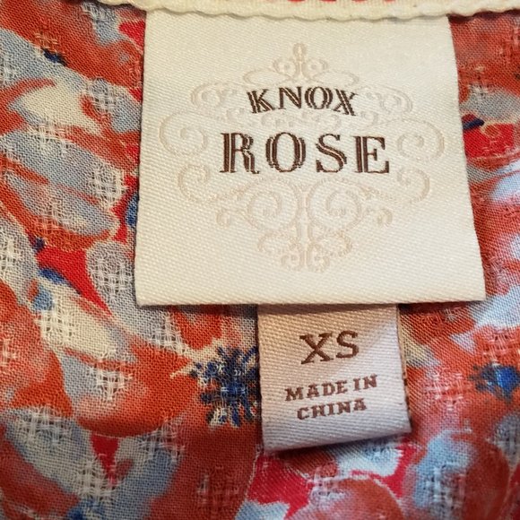 Knox Rose Floral Pullover Blouse - Picture 8 of 11